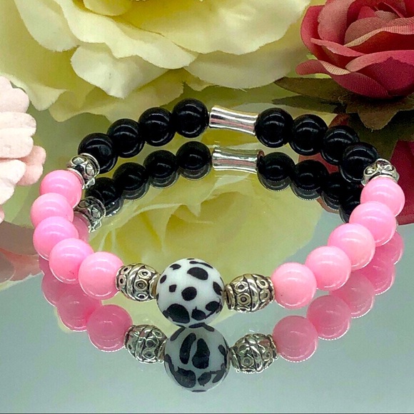 Pink and black GORGEOUS beaded bracelet - Picture 1 of 1